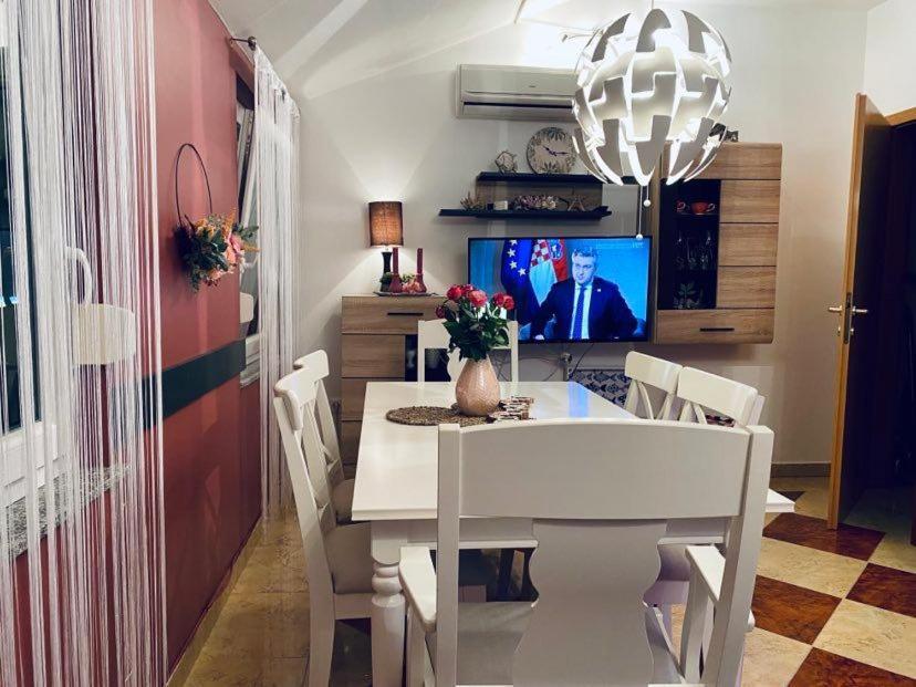 Apartman Silvija 크리크베니카 외부 사진